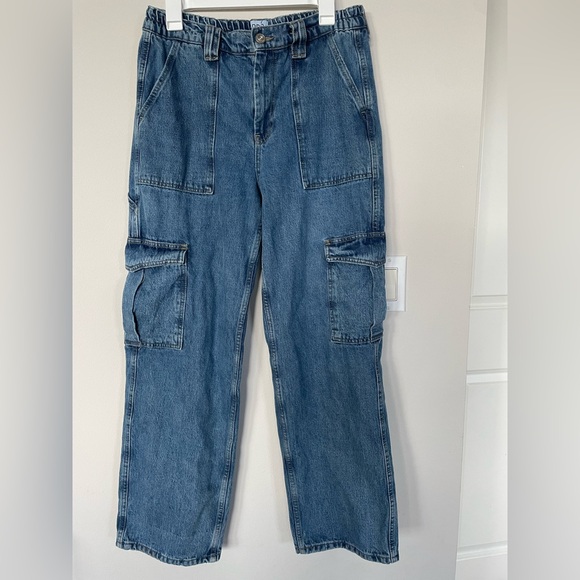 Urban Outfitters Denim - Urban outfitters High Rise Skate jeans/ Utility styling Straight leg W30 L32